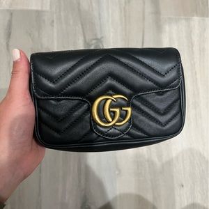 Gucci GG Marmont Super Mini